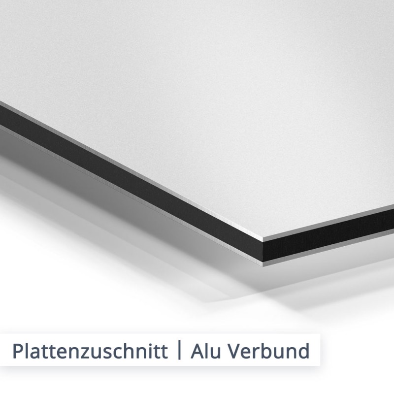 Konturgeschnittene Alu Verbundplatten bestehen aus einem schwarzen Kunststoffkern und zwei weiß beschichteten Aluminium Deckschichten. 