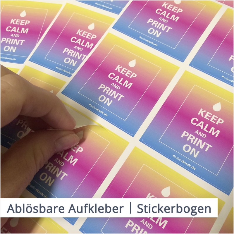 Im Druck entstehen praktische Stickerbögen mit mehreren ablösbaren Aufklebern nebeneinander im DIN-A4 Format. 