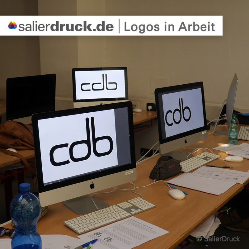 Unterschiedliche Ausführungen des Logos bringen Auswahl.